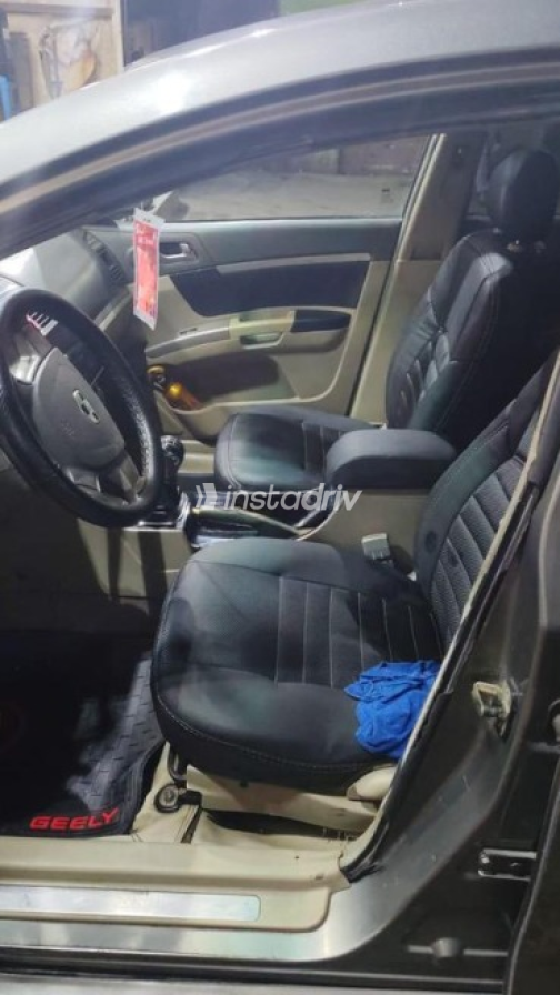 Geely Emgrand 7 2014 Dark Gray Manual Used for Sale in Cairo - 4