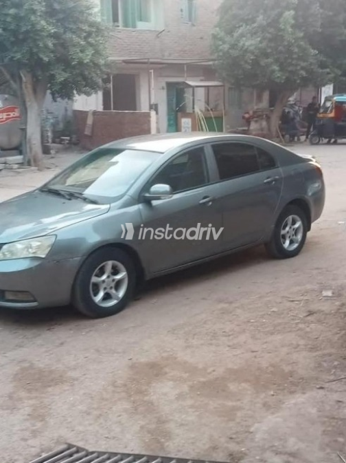 Geely Emgrand 7 2014 Dark Gray Manual Used for Sale in Cairo - 8