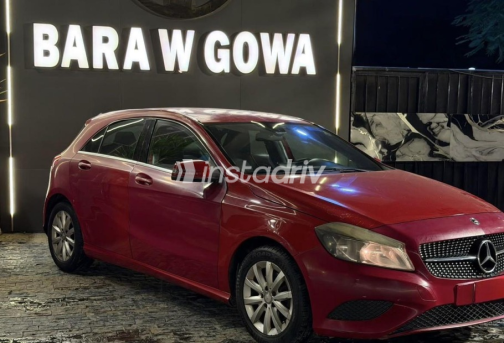Mercedes A 200 2013 Red Automatic Used for Sale in Sheikh Zayed City - 1