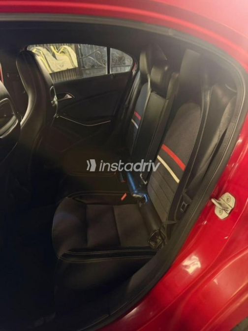 Mercedes A 200 2013 Red Automatic Used for Sale in Sheikh Zayed City - 8
