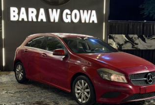 Mercedes A 200 2013 Red Automatic Used for Sale in Sheikh Zayed City