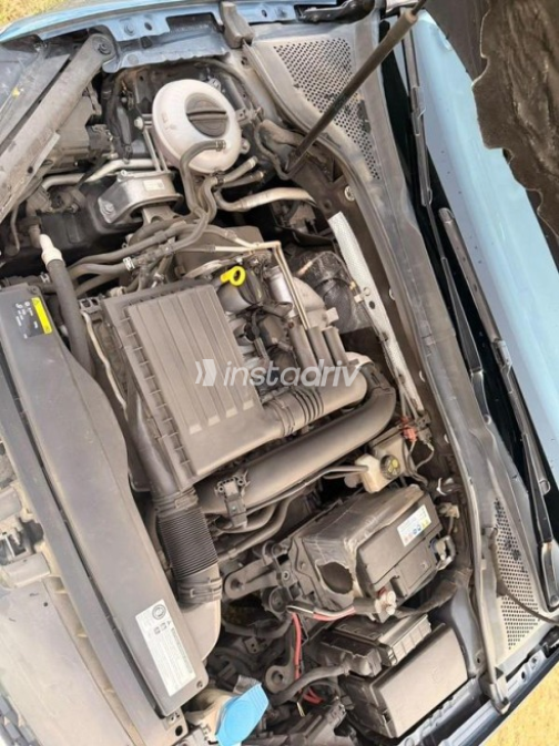 Volkswagen Golf 6 2016 Dark Blue Automatic Used for Sale in Sheikh Zayed City - 5