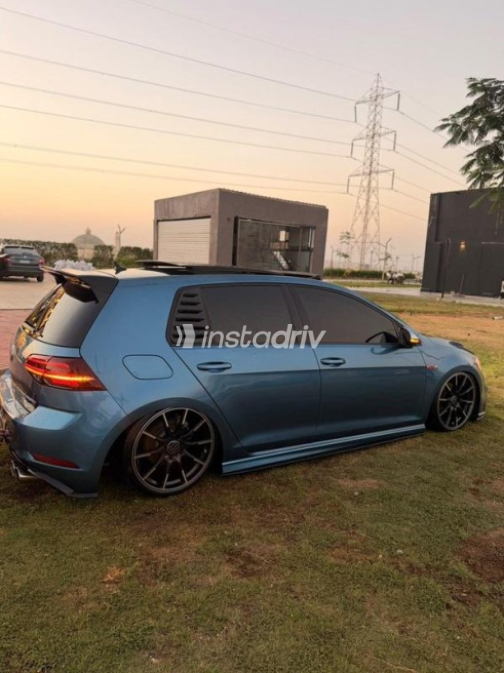 Volkswagen Golf 6 2016 Dark Blue Automatic Used for Sale in Sheikh Zayed City - 10