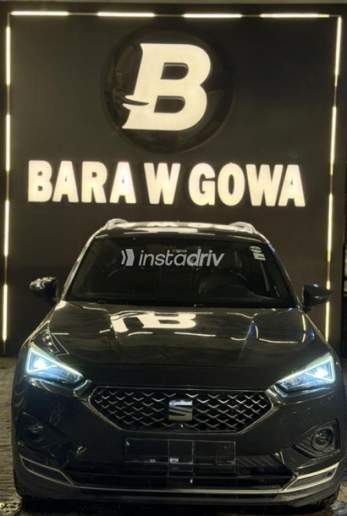 Seat Tarraco 2021 Black Automatic Used for Sale in Sheikh Zayed City - 2
