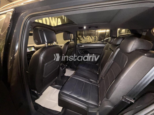 Seat Tarraco 2021 Black Automatic Used for Sale in Sheikh Zayed City - 9