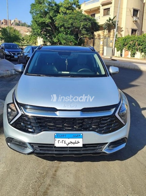 كيا سبورتاج 2024 فضي أوتوماتيك مستعملة للبيع في العبور - 2