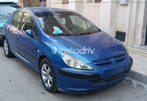 Peugeot 307 2002 Blue Manual Used for Sale in Shobra - 2