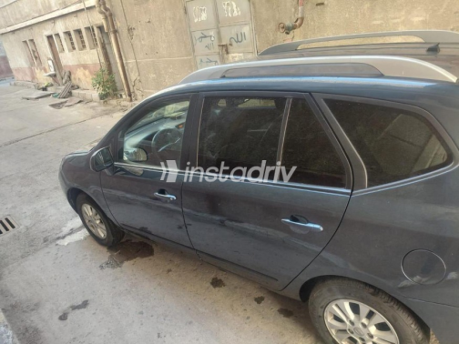 Kia Sportage 2011 Green Automatic Used for Sale in Alexandria - 2