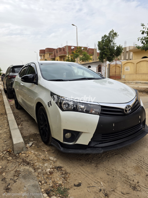 Toyota Corolla 2016 White Automatic Used for Sale in Greater Cairo ( Cairo + Giza) - 7