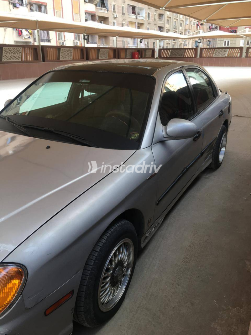 Hyundai Sonata 2002 Silver Automatic Used for Sale in Greater Cairo ( Cairo + Giza) - 3