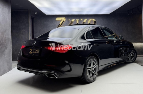 Mercedes C 180 2022 Black Automatic Used for Sale in Cairo - 5