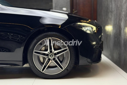 Mercedes C 180 2022 Black Automatic Used for Sale in Cairo - 10