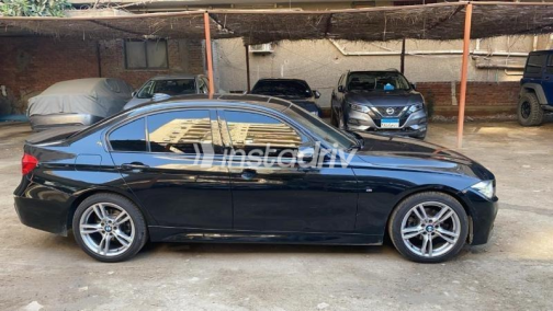 بي ام دبليو 320 2019 أسود أوتوماتيك مستعملة للبيع في القاهرة - 4