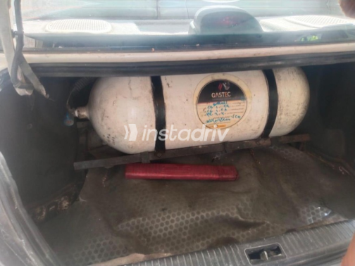 Hyundai Verna 2012 White Manual Used for Sale in Cairo - 5