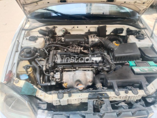 Hyundai Verna 2012 White Manual Used for Sale in Cairo - 6