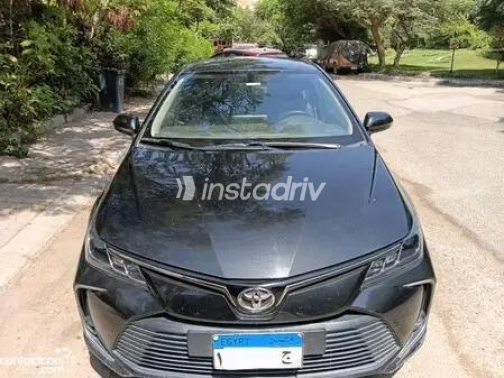 Toyota Corolla Cross 2022 Black Automatic Used for Sale in Giza - 3