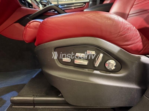 Porsche Cayenne 2022 Black Automatic Used for Sale in Cairo - 9