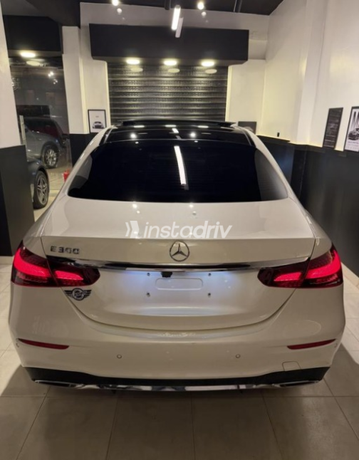 مرسيدس E 300 2021 أبيض أوتوماتيك مستعملة للبيع في مدينتى - 7