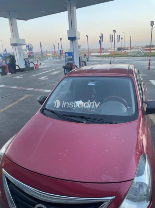 Nissan Sunny 2018 Red Automatic Used for Sale in Cairo - 2
