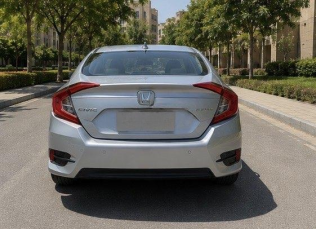 Honda Civic 2021 Silver Automatic Used for Sale in Cairo