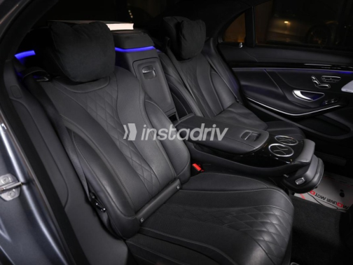 Mercedes S 560 2020 Gray Automatic Used for Sale in Sheikh Zayed City - 7