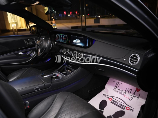 Mercedes S 560 2020 Gray Automatic Used for Sale in Sheikh Zayed City - 9