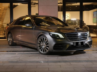 Mercedes S 560 2020 Gray Automatic Used for Sale in Sheikh Zayed City