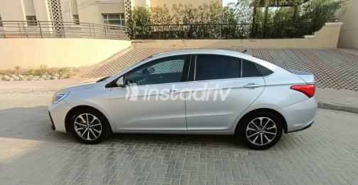 شيرى اريزو 5 2026 فضي أوتوماتيك مستعملة للبيع في الشروق - 3