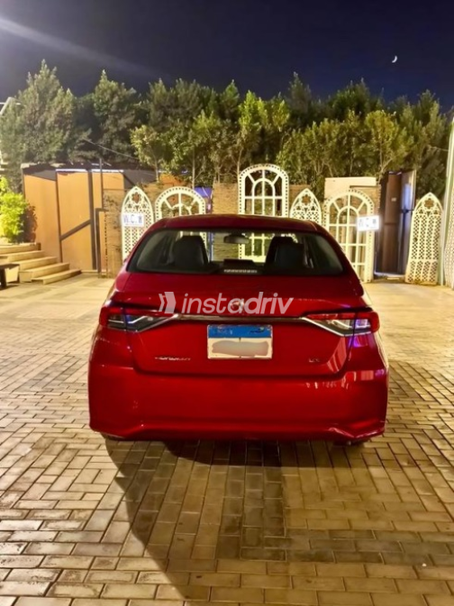 Toyota Corolla 2022 Red Automatic Used for Sale in Minya Al Qamh - 3
