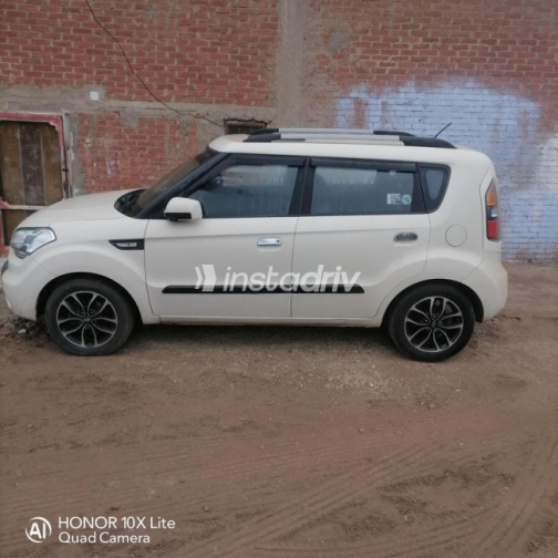 Kia Soul 2010 Beige Automatic Used for Sale in Tanta - 9