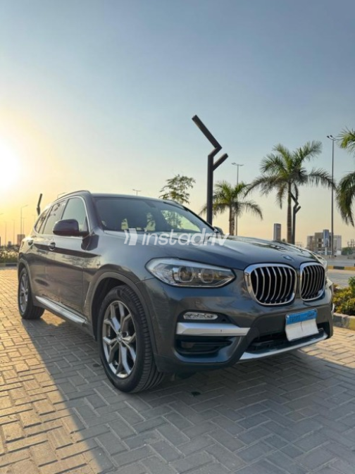 BMW X3 2019 Gray Automatic Used for Sale in Cairo - 3