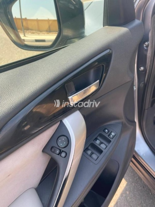 Mitsubishi Eclipse Cross 2018 Silver Automatic Used for Sale in Heliopolis - 5