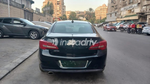 اوبل أسترا 2019 أخضر أوتوماتيك مستعملة للبيع في الدقى - 9