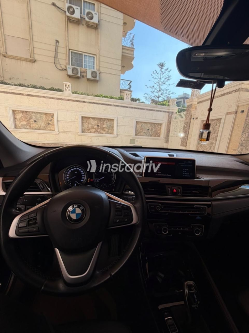 بي ام دبليو X1 2021 أبيض أوتوماتيك مستعملة للبيع في القاهرة الكبرى ( القاهرة - الجيزة) - 7