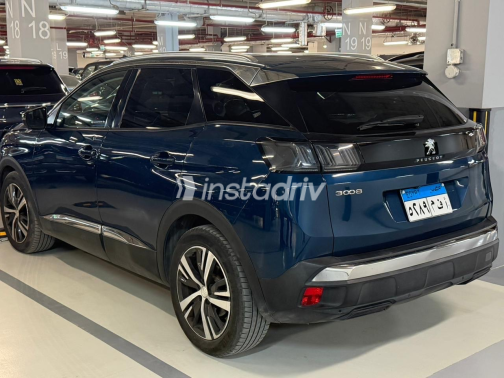 Peugeot 3008 2021 Blue Automatic Used for Sale in Greater Cairo ( Cairo + Giza) - 8