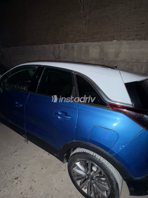 Opel Crossland 2021 Blue Automatic Used for Sale in Greater Cairo ( Cairo + Giza) - 1