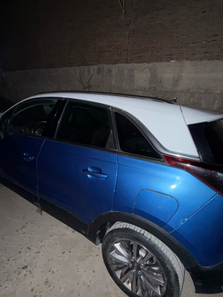 Opel Crossland 2021 Blue Automatic Used for Sale in Greater Cairo ( Cairo + Giza)