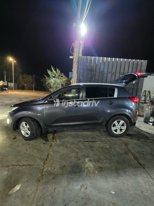 Kia Sportage 2016 White Automatic Used for Sale in Greater Cairo ( Cairo + Giza) - 5