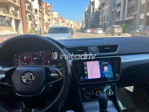 Skoda Superb 2021 Silver Automatic Used for Sale in Greater Cairo ( Cairo + Giza) - 6
