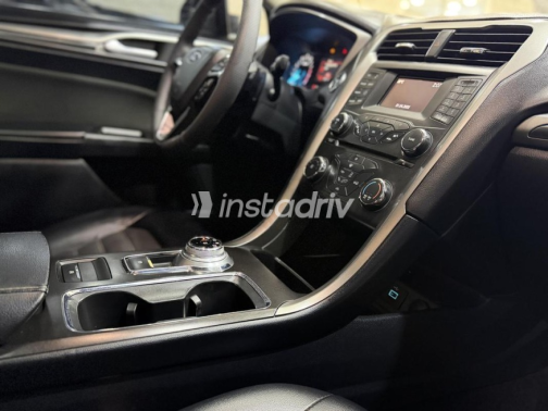 Ford Fusion 2017 Silver Automatic Used for Sale in Cairo - 10