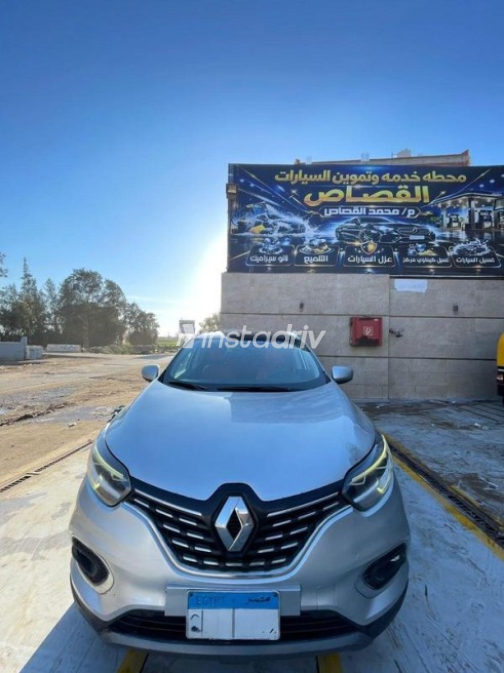 Renault Kadjar 2020 Silver Automatic Used for Sale in Kafr el-Sheikh - 3