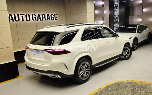 Mercedes GLE 2024 White Automatic Used for Sale in Alexandria - 4
