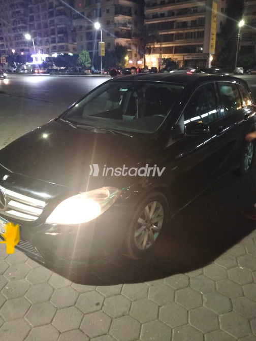 Mercedes B 180 2014 Black Automatic Used for Sale in Greater Cairo ( Cairo + Giza) - 2