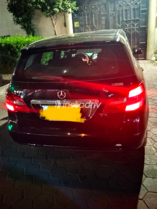 Mercedes B 180 2014 Black Automatic Used for Sale in Greater Cairo ( Cairo + Giza) - 4