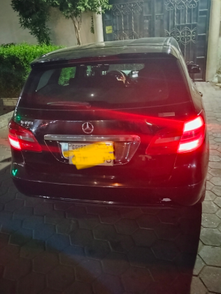 Mercedes B 180 2014 Black Automatic Used for Sale in Greater Cairo ( Cairo + Giza)