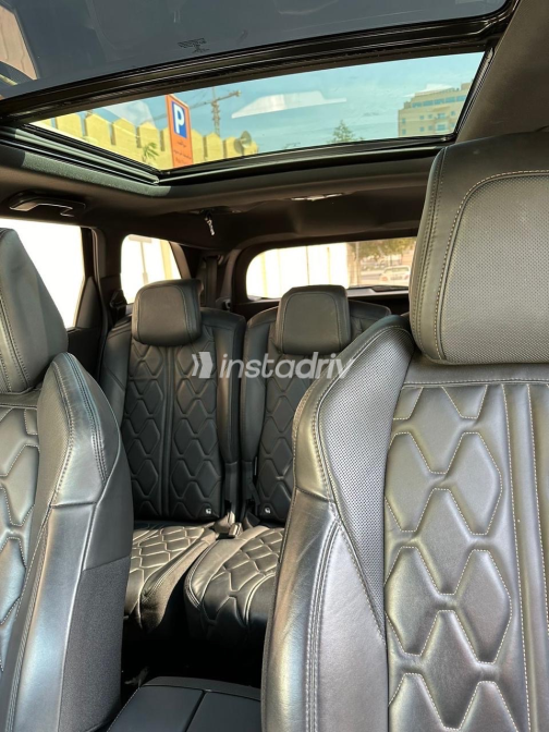 Peugeot 5008 2018 Black Automatic Used for Sale in Greater Cairo ( Cairo + Giza) - 4