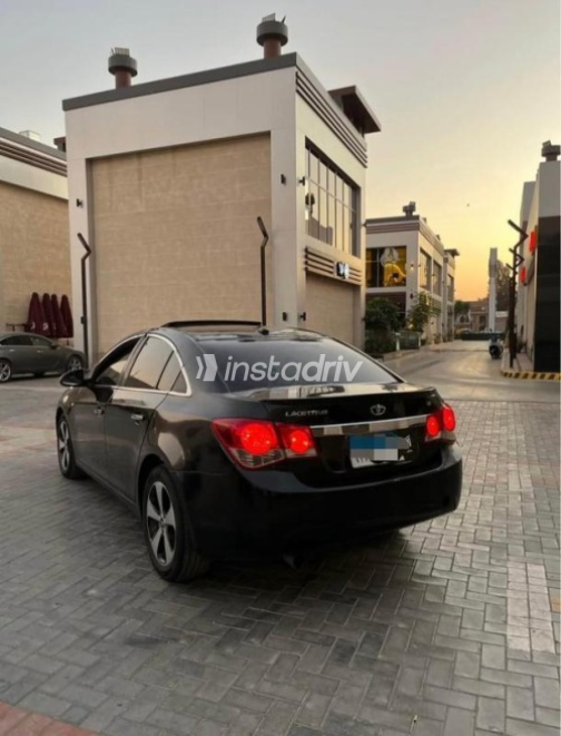 Daewoo Lacetti 2010 Black Automatic Used for Sale in Mansoura - 2