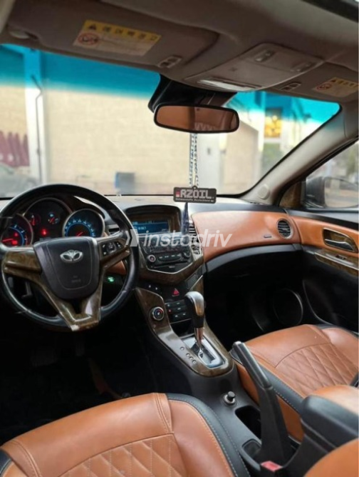 Daewoo Lacetti 2010 Black Automatic Used for Sale in Mansoura - 5