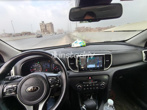 Kia Sportage 2017 Dark Blue Automatic Used for Sale in Hadayek October - 4