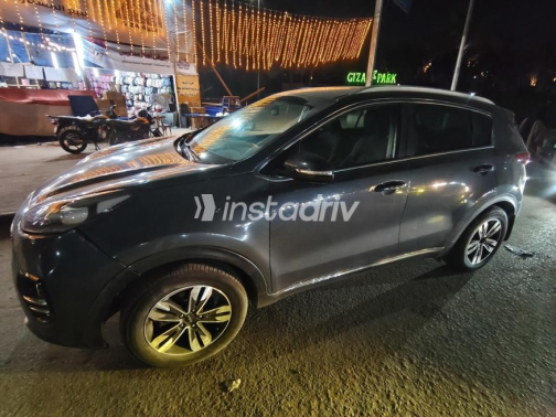 Kia Sportage 2017 Dark Blue Automatic Used for Sale in Hadayek October - 5